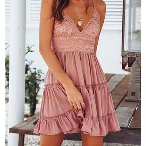 Wanadress open tie back